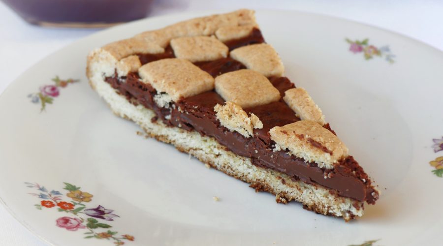 crostata a scacchi alla crema di nocciole