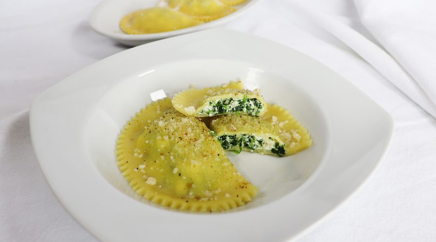 ravioli ricotta e spinaci