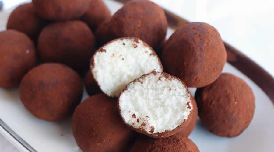 palline di cocco e cacao