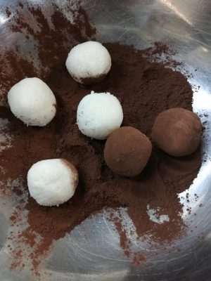 palline di cocco e cacao