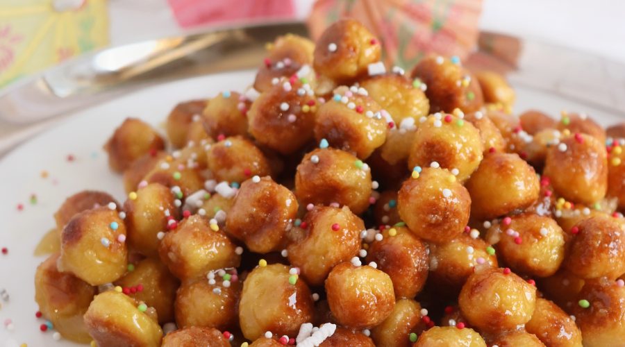 struffoli pignolata di carnevale