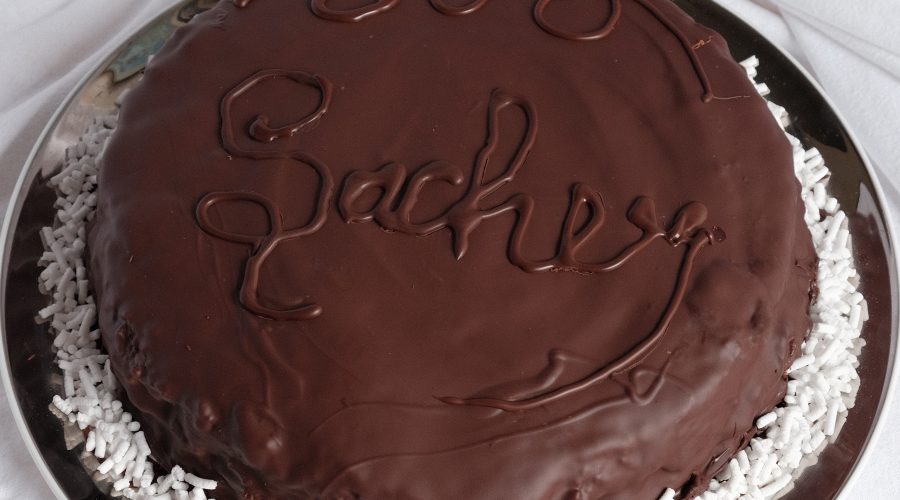 Sacher all'averna e marmellata di ciliegie