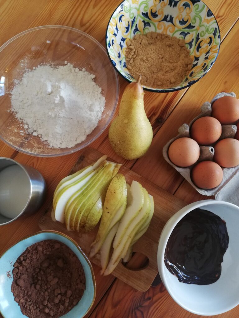 Torta brownies pere e cioccolato