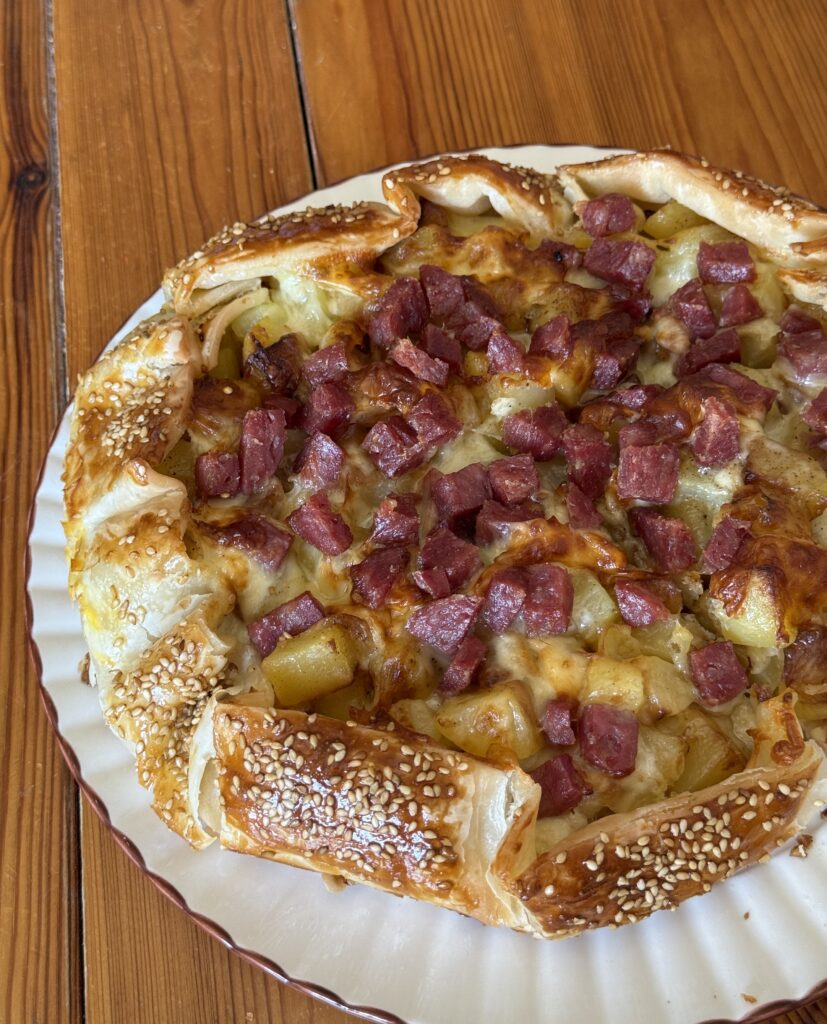torta rustica senza glutine con salamino, provola e patate