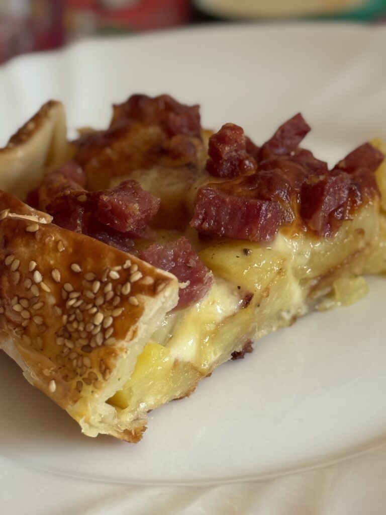torta rustica senza glutine con salamino, provola e patate